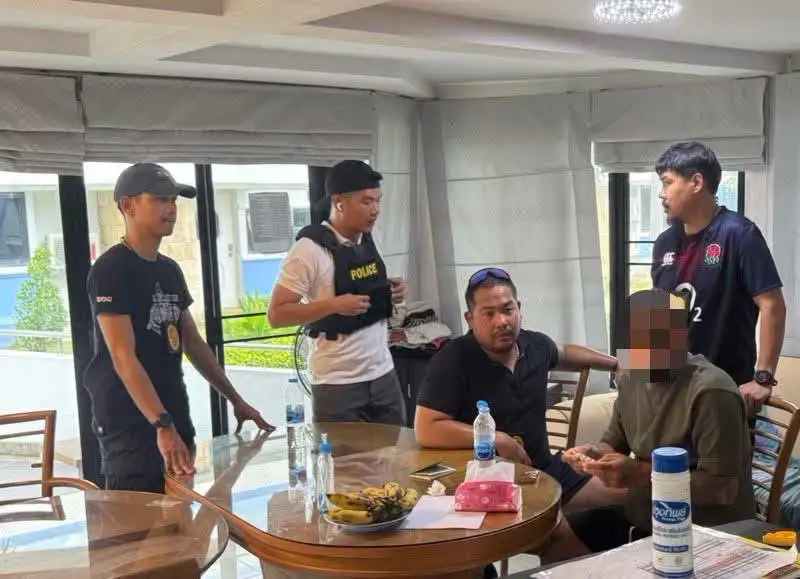 A Frenchman wanted for organizing a €200 million financial pyramid scheme has been arrested in Bangkok.