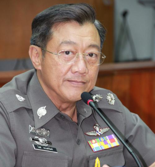 แก๊งวัยรุ่นถูกควบคุมตัวในป่าตองหลังเหตุยิงกันบนท้องถนน