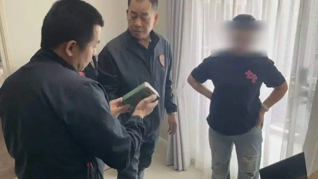 اعتقلت شرطة الهجرة في تايلاند امرأة صينية عمرها 33 عامًا في مدينة تشينغماي الشمالية بتهمة تنظيم عملية استثمارية كبيرة…